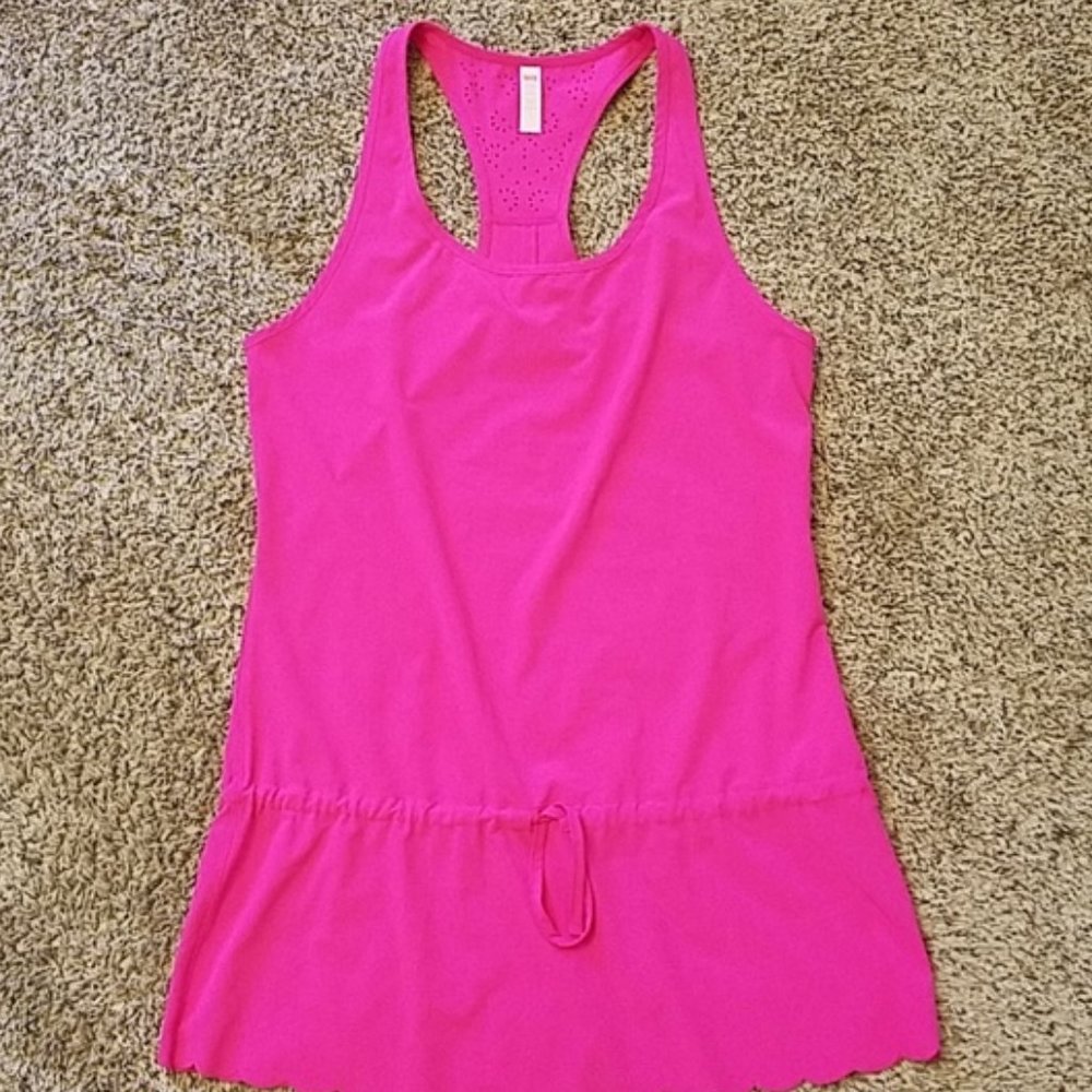 LUCY Athletic Tank Top - Small